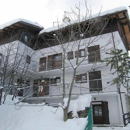 Casa Chamonin Aparthotel Gressan Exterior photo