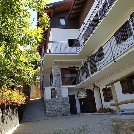 Casa Chamonin Aparthotel Gressan Exterior photo